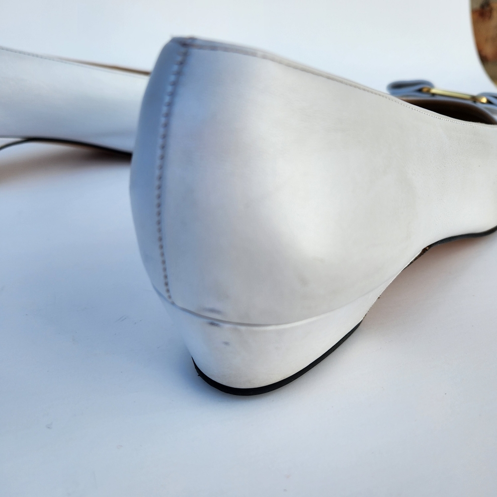 Salvatore Ferragamo Vintage '00 Vara White Leather Flats With Bow - Picture 9 of 15